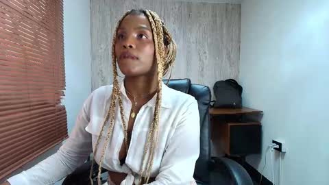 Ariana online show from October 30, 7:58 pm