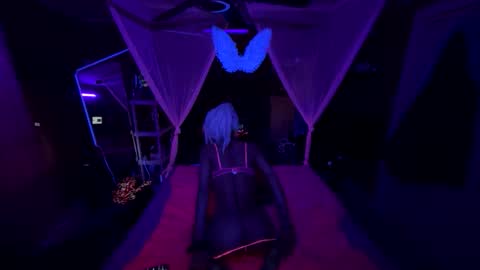 Destiny Nicole online show from April 21, 10:22 am