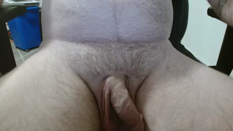 Snapshot of auscock83 chatting on February 17, 1:22 pm auscock83 online show from February 17, 1:22 pm