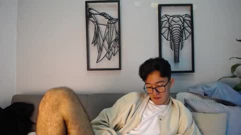 austinreeds online show from November 6, 3:48 pm