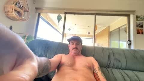 austintoner85 online show from September 9, 12:54 am