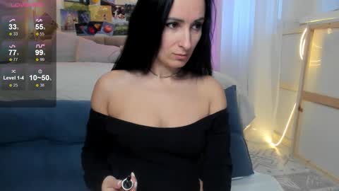 Ava online show from December 21, 9:05 am