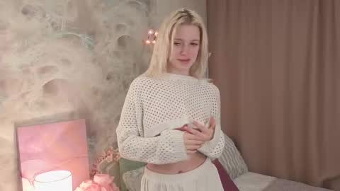 Hello there im Ava Im new here Lets have fun online show from November 29, 3:14 am