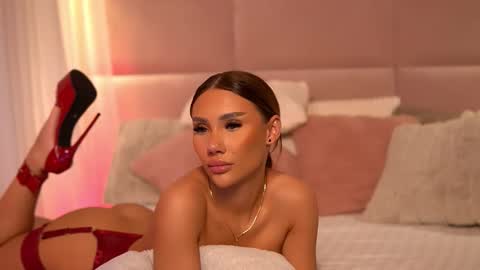 Ava online show from February 11, 3:10 am