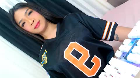 Ava online show from November 13, 5:32 am