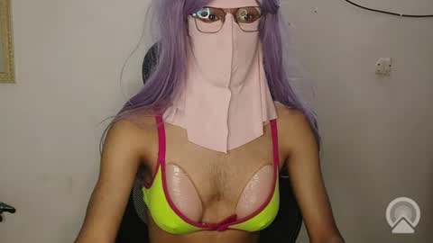 Badgirl trans69 online show from June 28, 3:41 pm