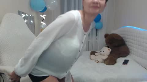 avasaturnian online show from September 28, 12:14 pm