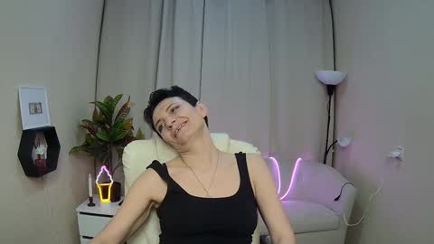 avasaturnian online show from March 4, 12:13 pm