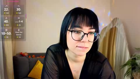 Avelyne online show from October 30, 11:38 pm