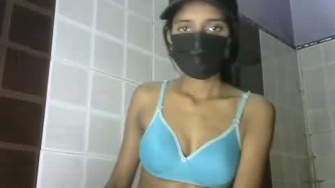 avery_lust01 online show from May 7, 6:09 am