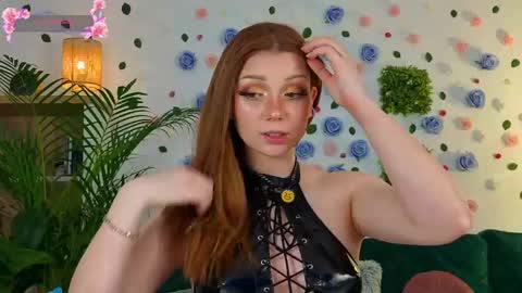 AveryWillow online show from May 31, 1:04 am