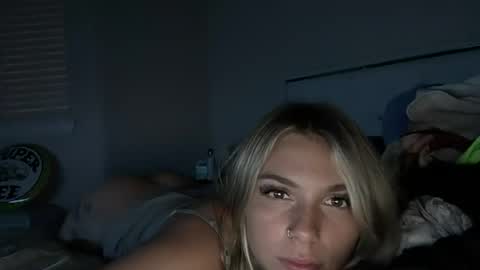 avocadotoocute online show from July 8, 3:10 am