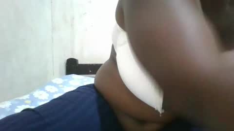 avril254 online show from March 3, 4:58 pm