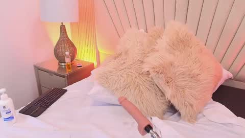 Javier y Lorena online show from September 12, 1:02 pm