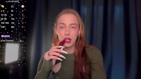 avril_pearly_ online show from February 18, 11:32 am