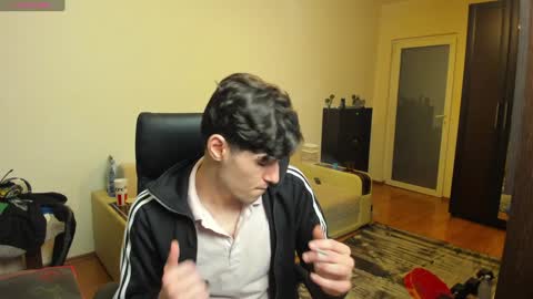 Snapshot of awesome_justin chatting on January 29, 7:15 am Justin online show from January 29, 7:15 am