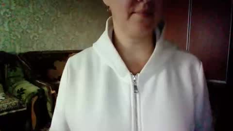 awesomeladyy online show from November 9, 9:46 am