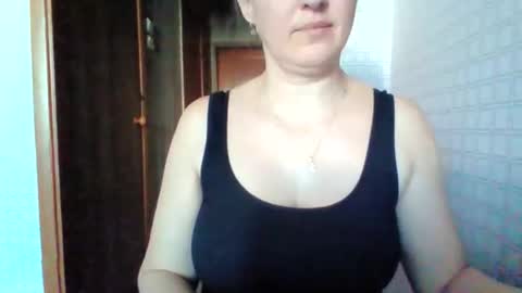 awesomeladyy online show from March 14, 8:29 am