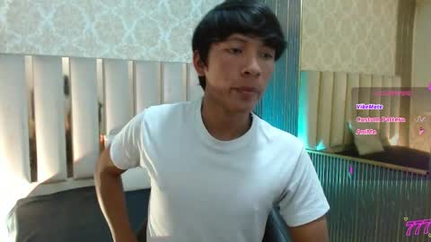 axel1_tay online show from April 4, 7:43 pm