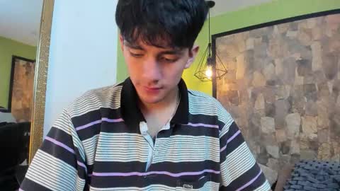 axel_draven online show from November 18, 11:35 am