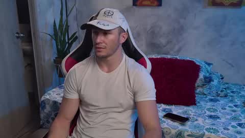 Axel Fairchaild online show from April 7, 12:18 pm