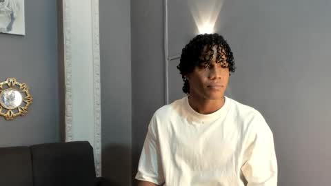 Snapshot of axel_silva3 chatting on October 21, 12:32 pm AXEL SILVA online show from October 21, 12:32 pm