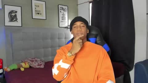 Snapshot of axel_silva3 chatting on October 15, 12:39 pm AXEL SILVA online show from October 15, 12:39 pm