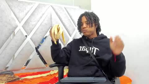 Snapshot of axel_silva3 chatting on March 7, 12:34 pm AXEL SILVA online show from March 7, 12:34 pm