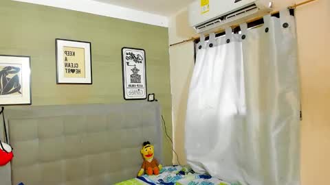 Snapshot of axel_silva3 chatting on October 2, 12:59 pm AXEL SILVA online show from October 2, 12:59 pm