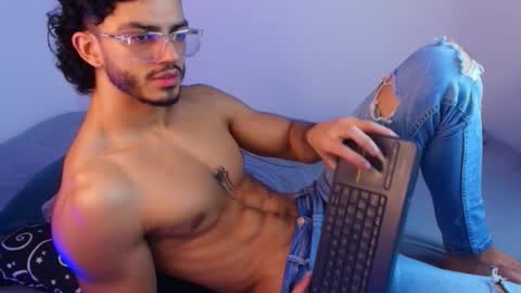 axel stein NEW ACCOUNT online show from February 5, 7:01 am