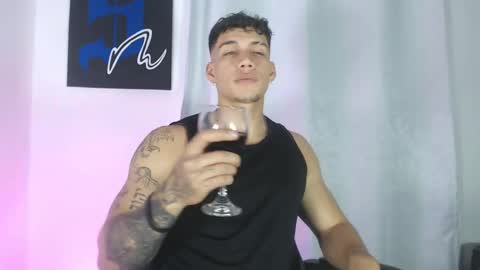 Snapshot of axel_taylor21 chatting on February 26, 8:06 am INDEPENDENT MODEL  online show from February 26, 8:06 am