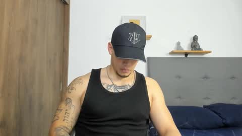 Snapshot of axel_taylor21 chatting on October 20, 6:40 am INDEPENDENT MODEL  online show from October 20, 6:40 am