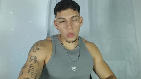 Snapshot of axel_taylor21 chatting on January 31, 12:28 am INDEPENDENT MODEL  online show from January 31, 12:28 am