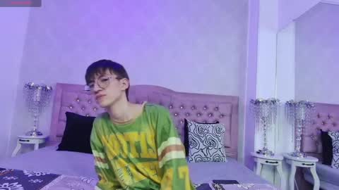 axell_stone online show from June 3, 7:30 pm