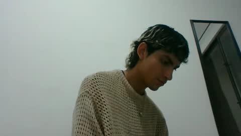 Axel  online show from March 5, 2:36 am