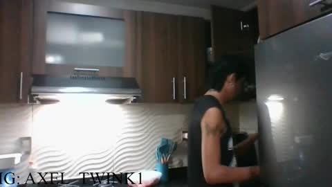 Axel  online show from October 7, 12:06 am