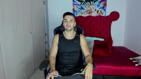 Axel online show from May 31, 1:04 am