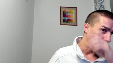 Axl online show from December 5, 2:44 am