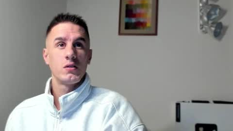 Axl online show from December 19, 12:50 am