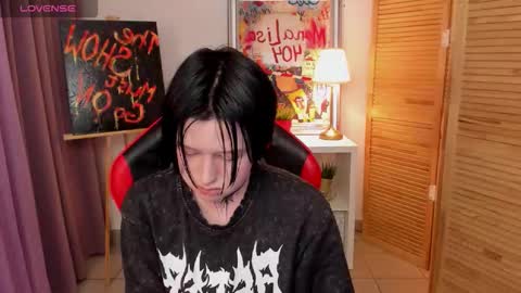 ayaks online show from November 7, 8:39 am