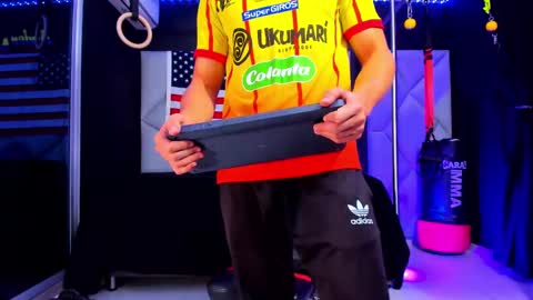 Ayden Miller online show from February 13, 2:20 pm