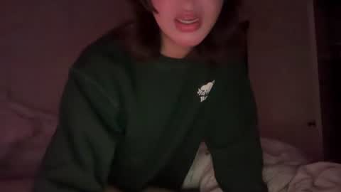 ayla irene online show from July 17, 7:32 am