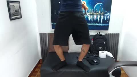 Aylen  online show from March 1, 6:11 pm