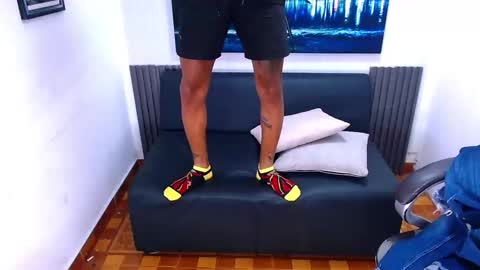 Aylen  online show from March 5, 5:29 pm