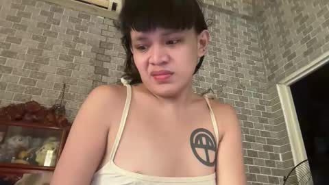 aymkyline online show from March 18, 6:19 am