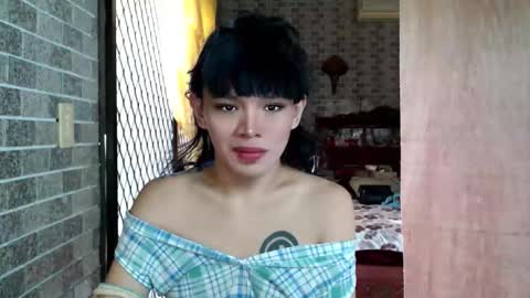 aymkyline online show from November 12, 2:14 am