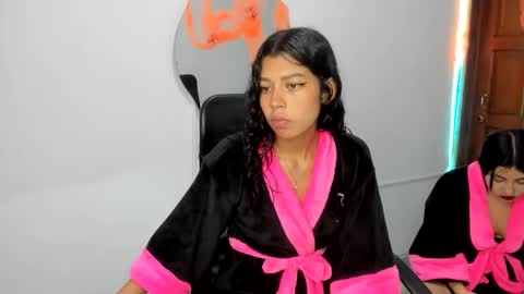 Snapshot of aysha_winxx chatting on October 10, 12:00 pm aysha_winxx online show from October 10, 12:00 pm