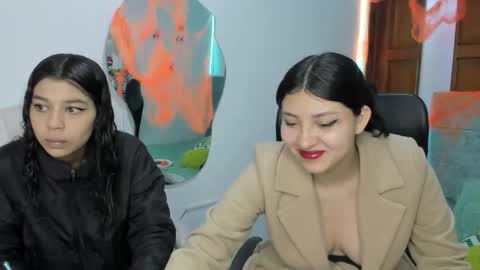 Snapshot of aysha_winxx chatting on October 8, 11:49 am aysha_winxx online show from October 8, 11:49 am