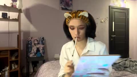 Minro online show from November 21, 12:14 pm