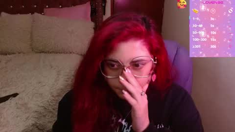 Snapshot of azamy_12 chatting on January 27, 12:01 am Amanda online show from January 27, 12:01 am